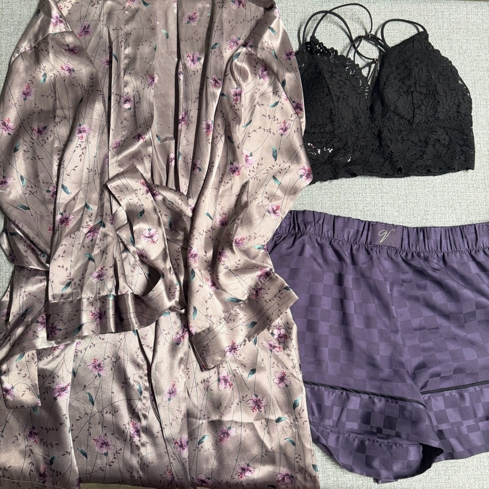 Victoria's Secret medium bundle with robe, sleep shorts and bralette